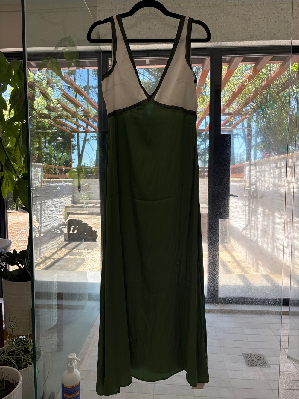Commense Olive and White V‑Neck Maxi Slip Dress